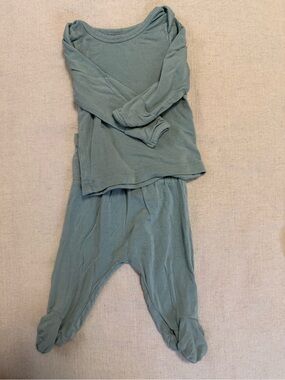 Kids Soft Long-Sleeve Matching Set in Sage Green